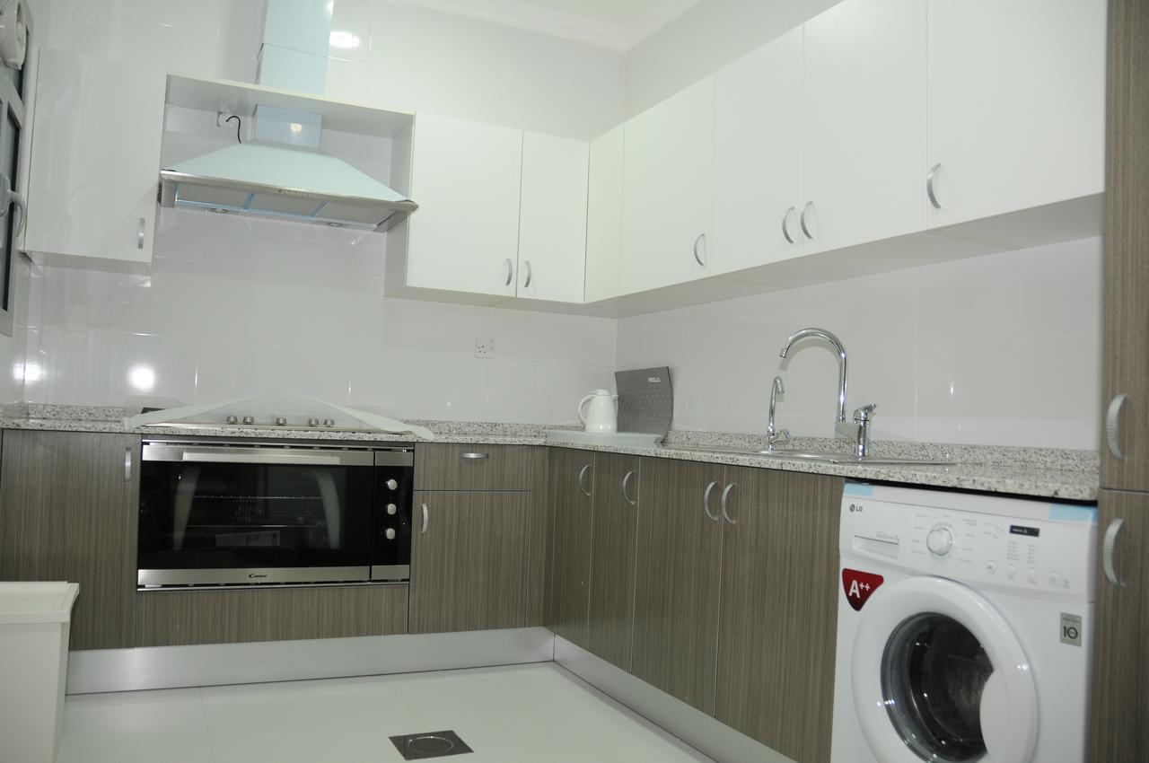 Al Muhanna Plaza Luxury Apartments Kuwait City ภายนอก รูปภาพ